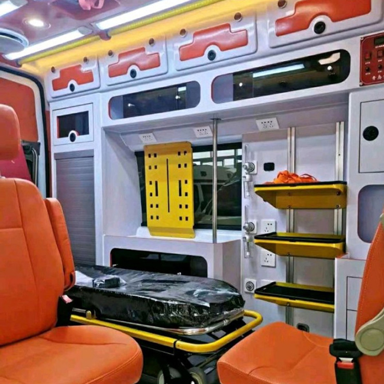 嵊泗长途救护车护送病人租赁价格